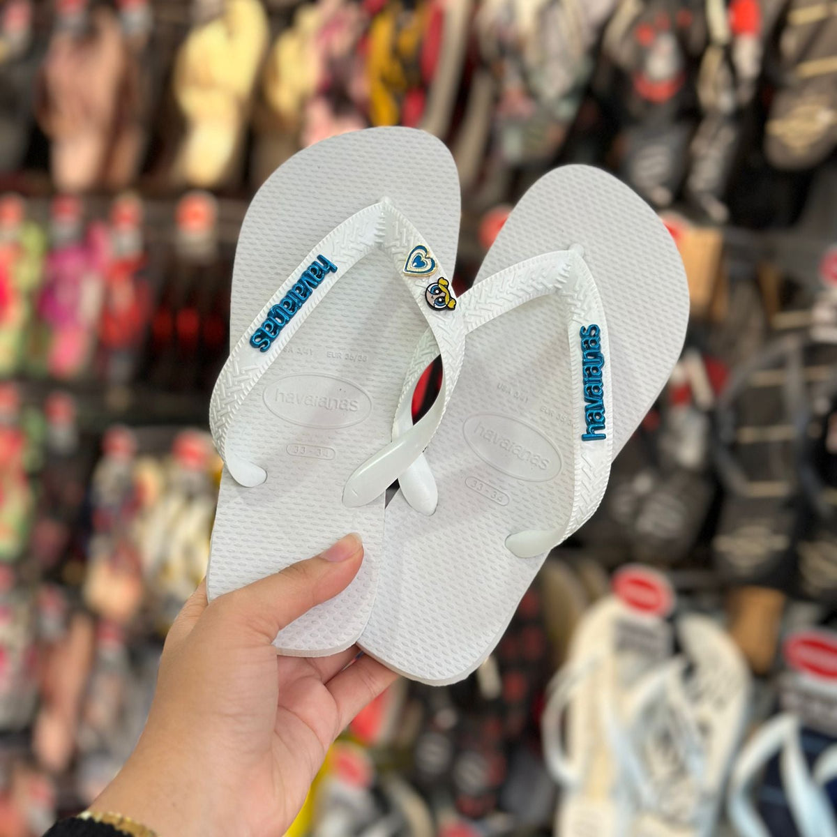 Havaianas Top + Placa Logo + Pin Meninas Super Poderosas e Coração