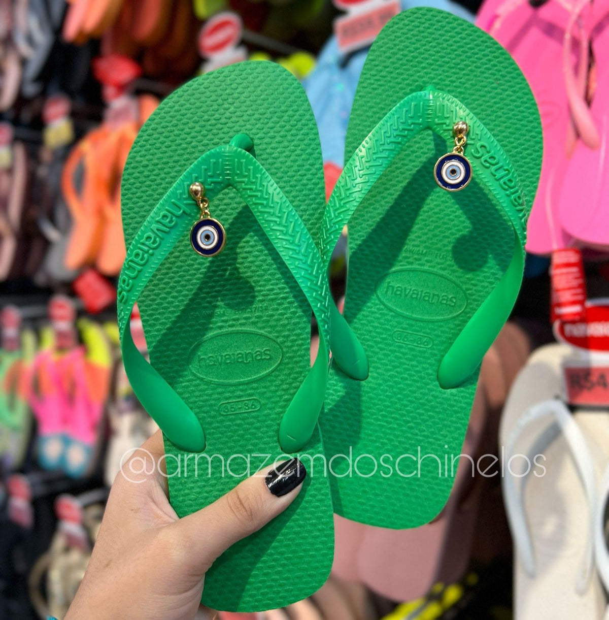 Havaianas Top + Pingente Olho Grego