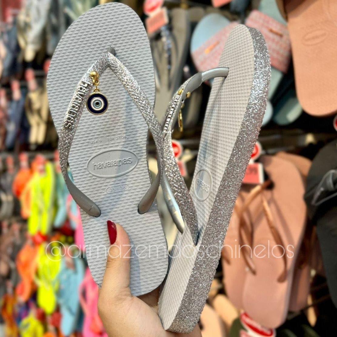 Chinelo Havaianas Slim Sparkle II + Pingente de Olho Grego